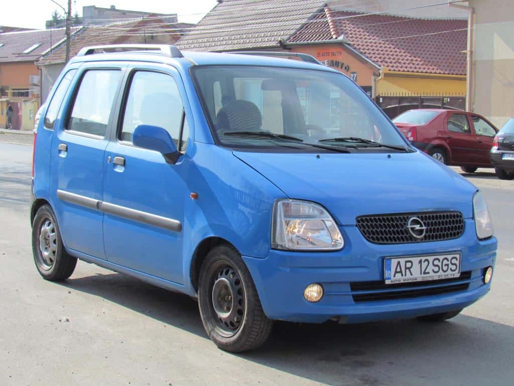 Opel agila 2002